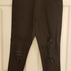 Distressed jeggings